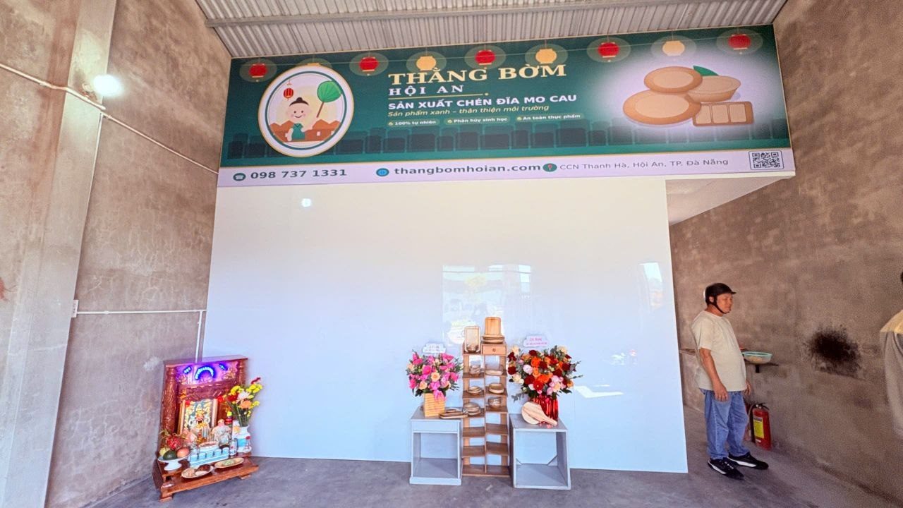 Khai trương cơ sở sản xuất chén dĩa mo cau Thằng Bờm Hội An
